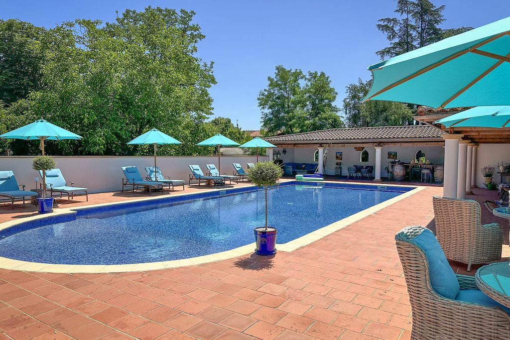 The Chapel at Château de Cézérac 4 - Gallery