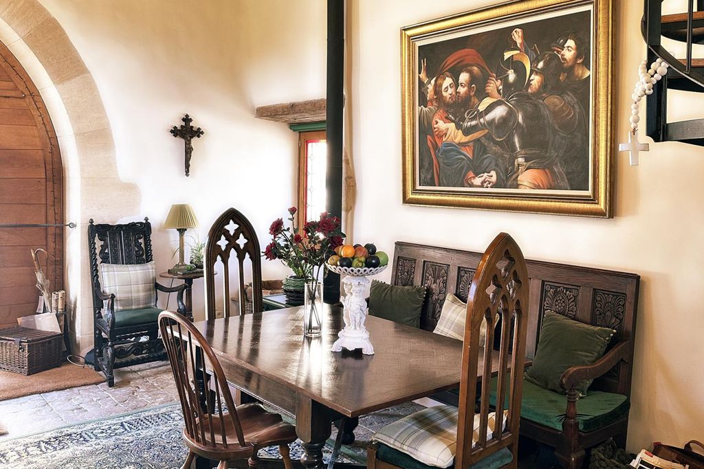 The Chapel at Château de Cézérac 10 - Gallery