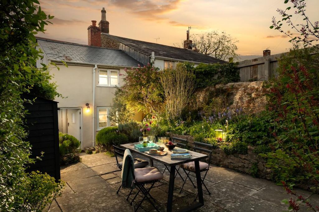 Blackbird Cottage 1 - Gallery