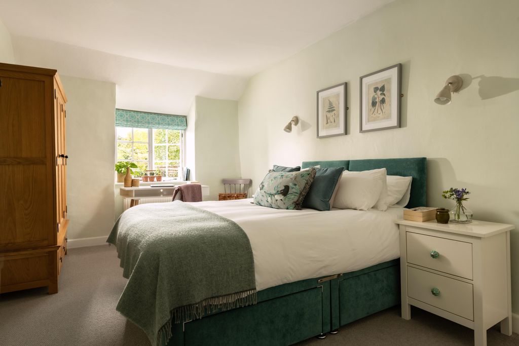 Blackbird Cottage 8 - Gallery