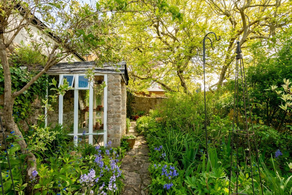 Blackbird Cottage 18 - Gallery