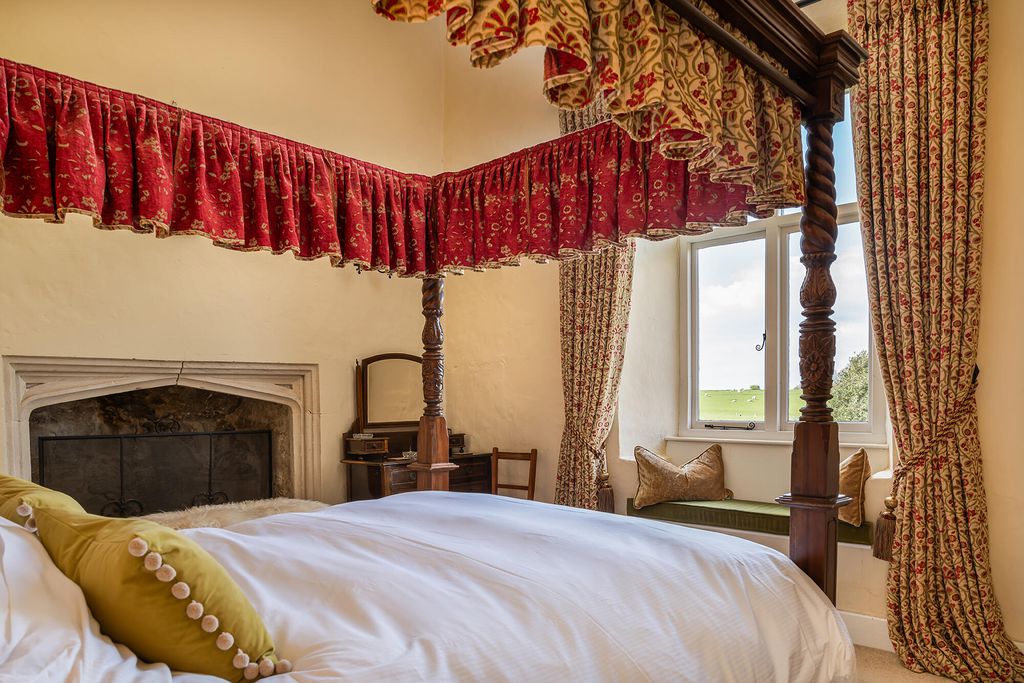 King John's Palace 13 - Gallery