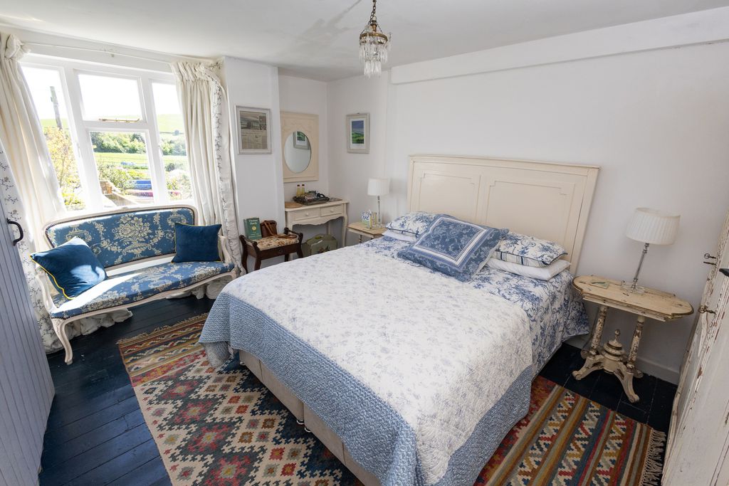 Quintessential B&B 2 - Gallery