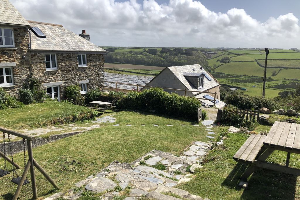 5 & 6 Porth Farm Cottages 4 - Gallery