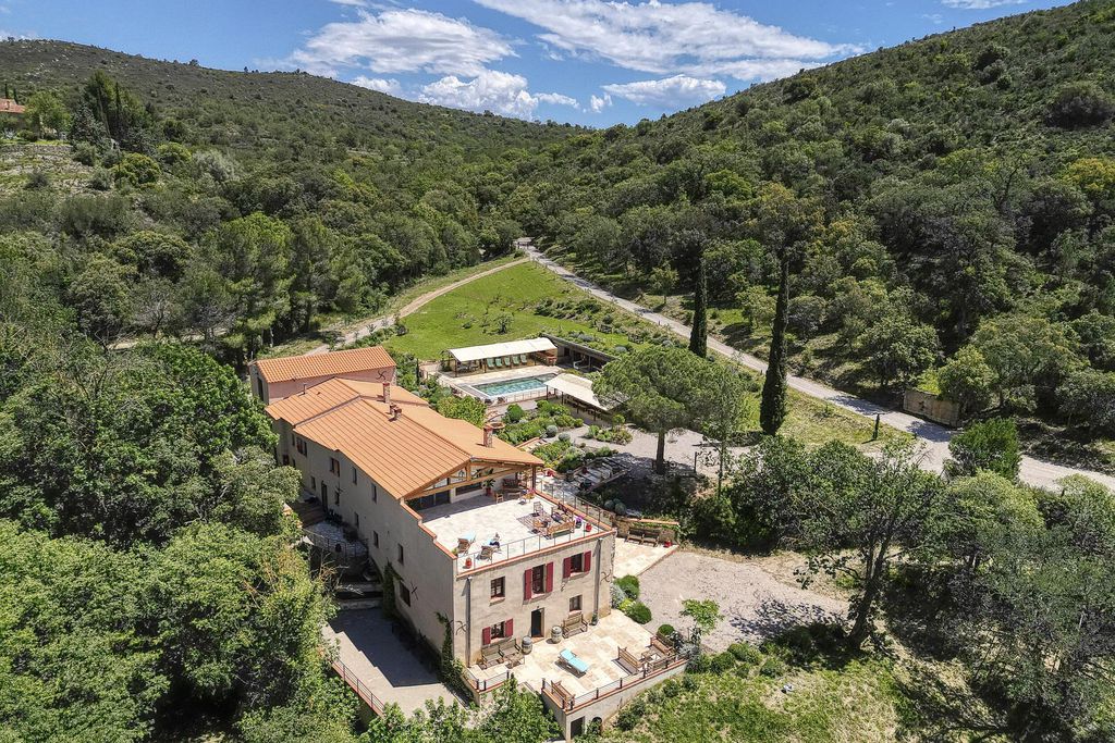 Domaine Madrona 1 - Gallery