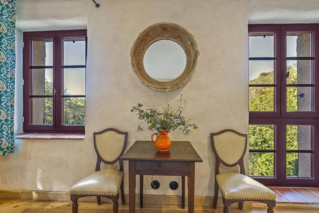 Domaine Madrona 17 - Gallery