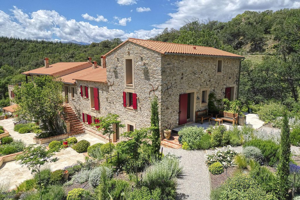 Domaine Madrona 19 - Gallery