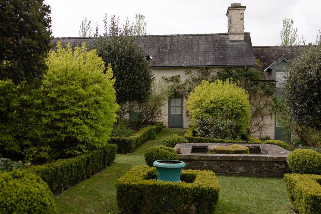 Llwynwermod Estate - Gatekeepers Cottage 3 - Gallery