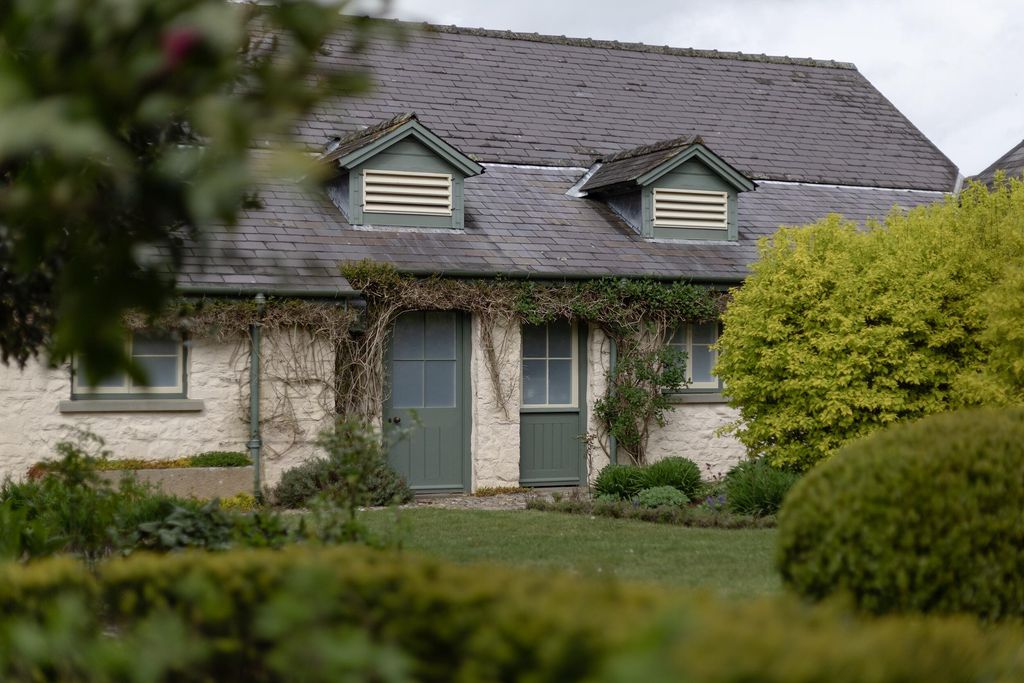Llwynwermod Estate - Gatekeepers Cottage 20 - Gallery