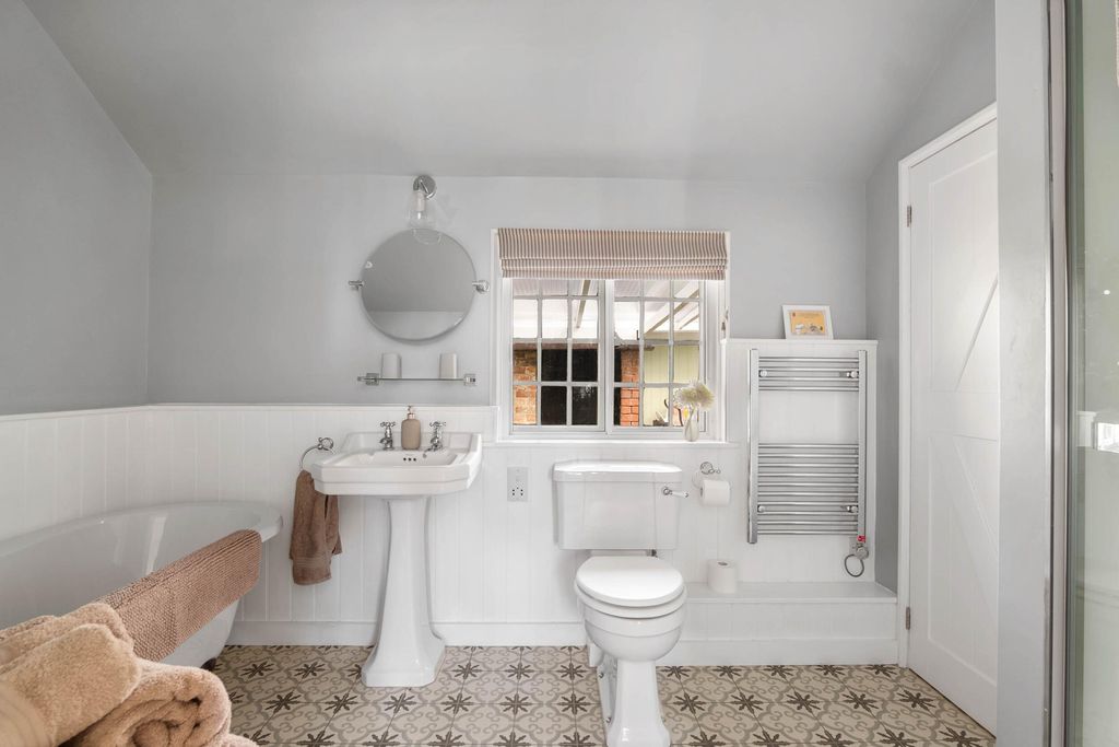 The Alms House East at Forthampton Estate 8 - Gallery