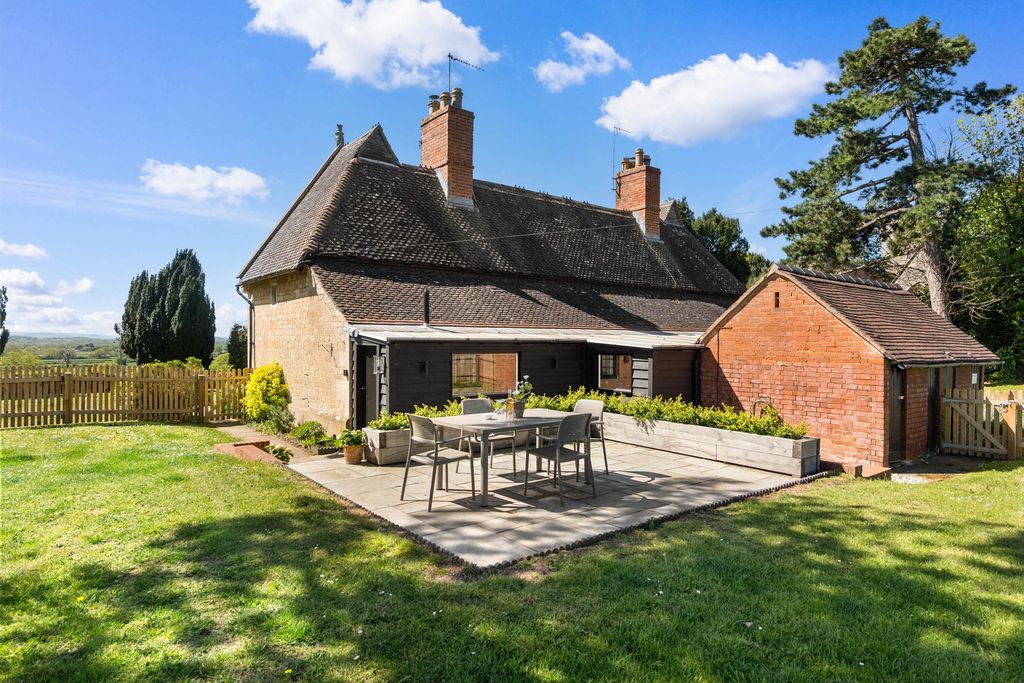 The Alms House East & West at Forthampton Estate 16 - Gallery