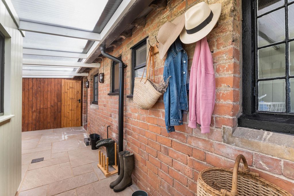 The Alms House East & West at Forthampton Estate 17 - Gallery