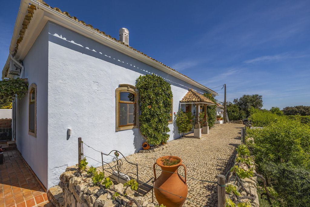The Manoir 4 - Gallery