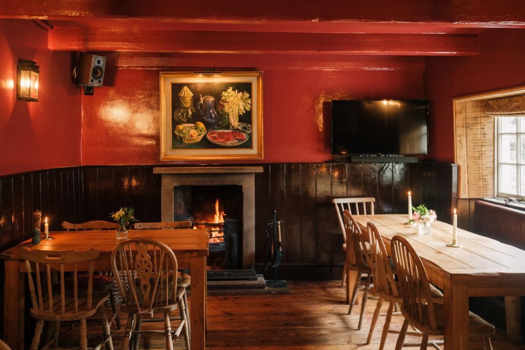 Black Horse 18 - Gallery