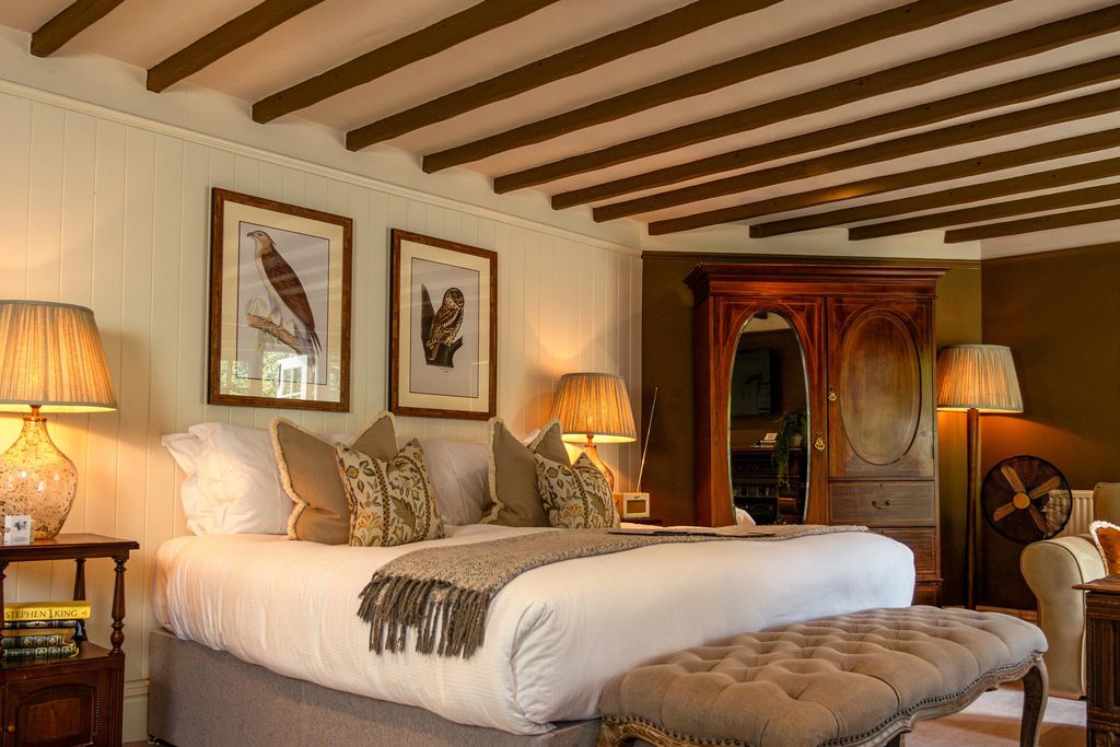 High Corner Inn 6 - Gallery
