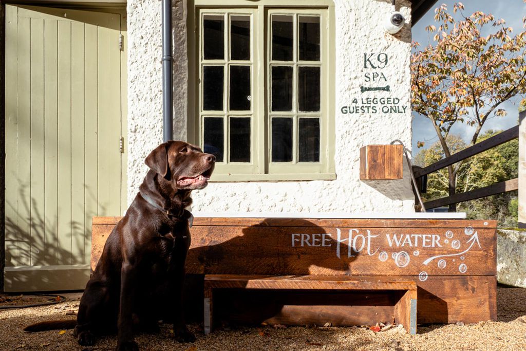 High Corner Inn 8 - Gallery