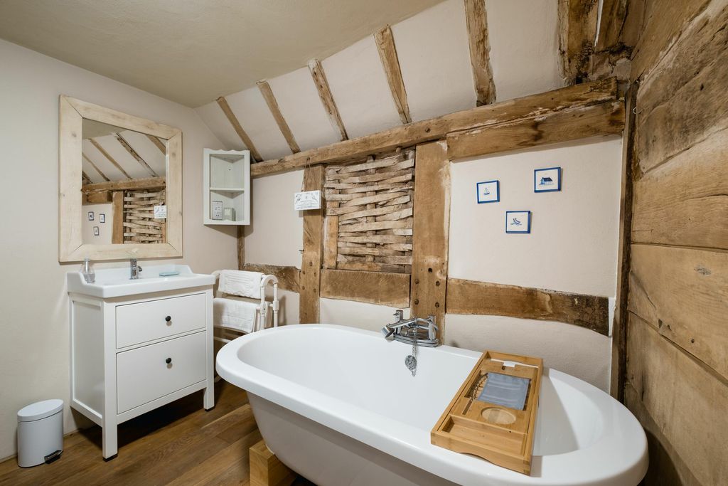 Hop Pickers' House 14 - Gallery