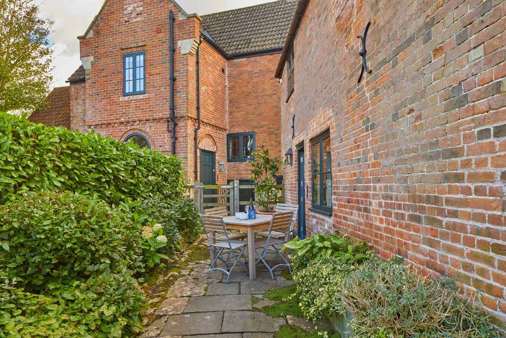 Edington Cottages - Brewhouse 5 - Gallery