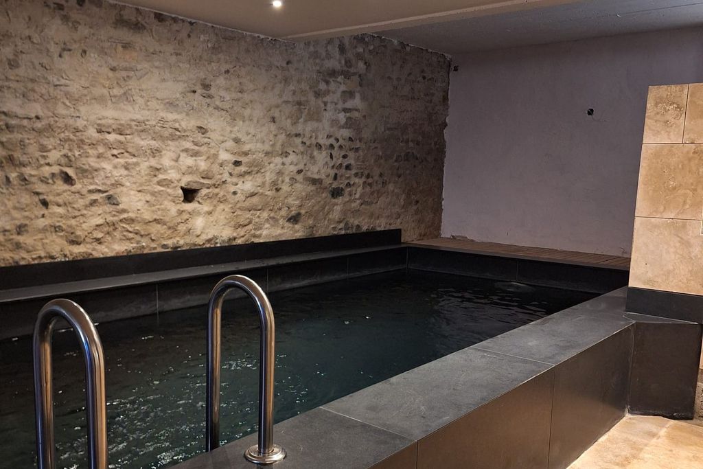 Les Suites de l'Opéra 19 - Gallery