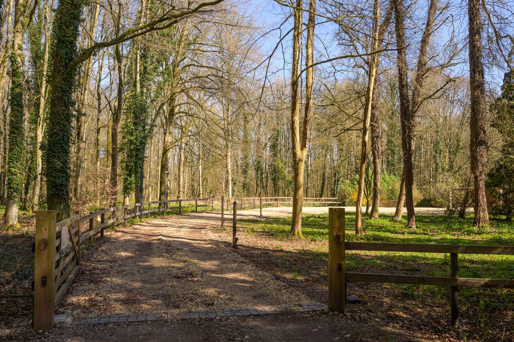 Hollybush Cottage at Badminton Estate 16 - Gallery