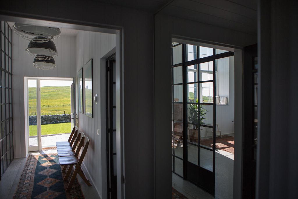 Tigharry Schoolhouse 10 - Gallery