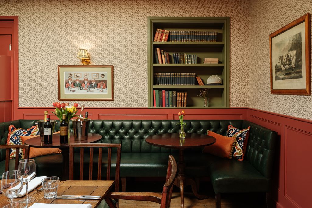 The Queen's Arms 14 - Gallery