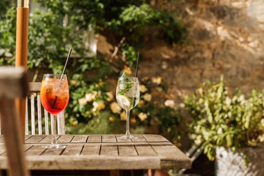 The Queen's Arms 18 - Gallery