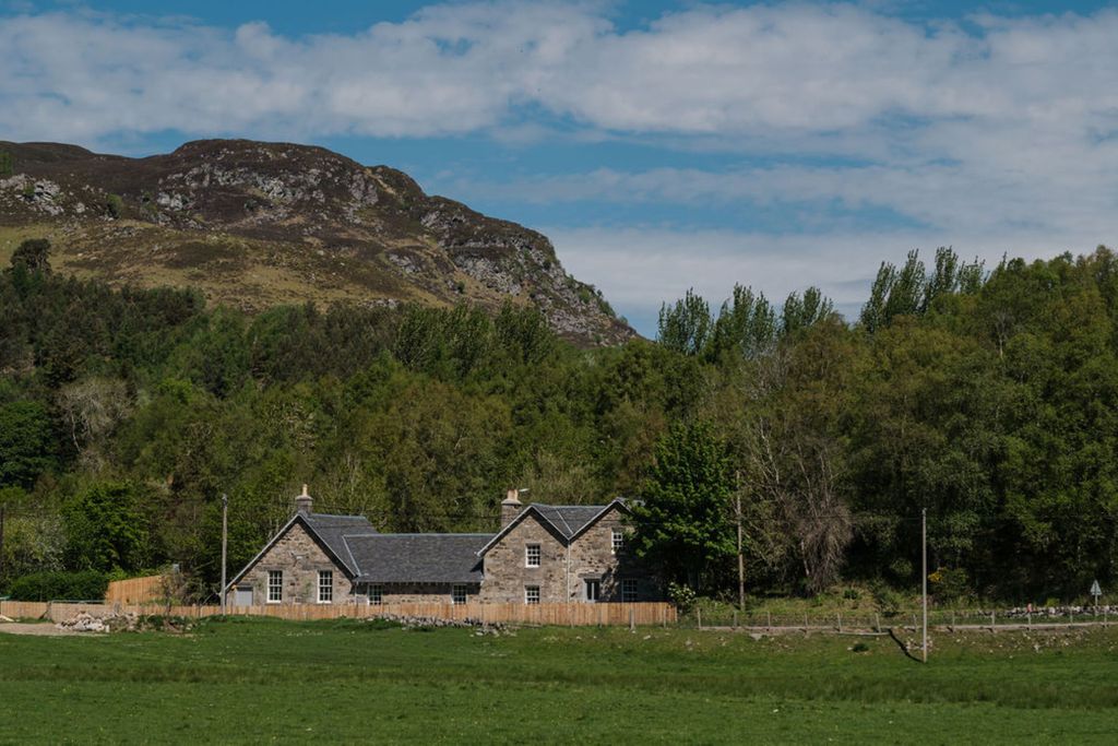 The Schoolhouse 11 - Gallery