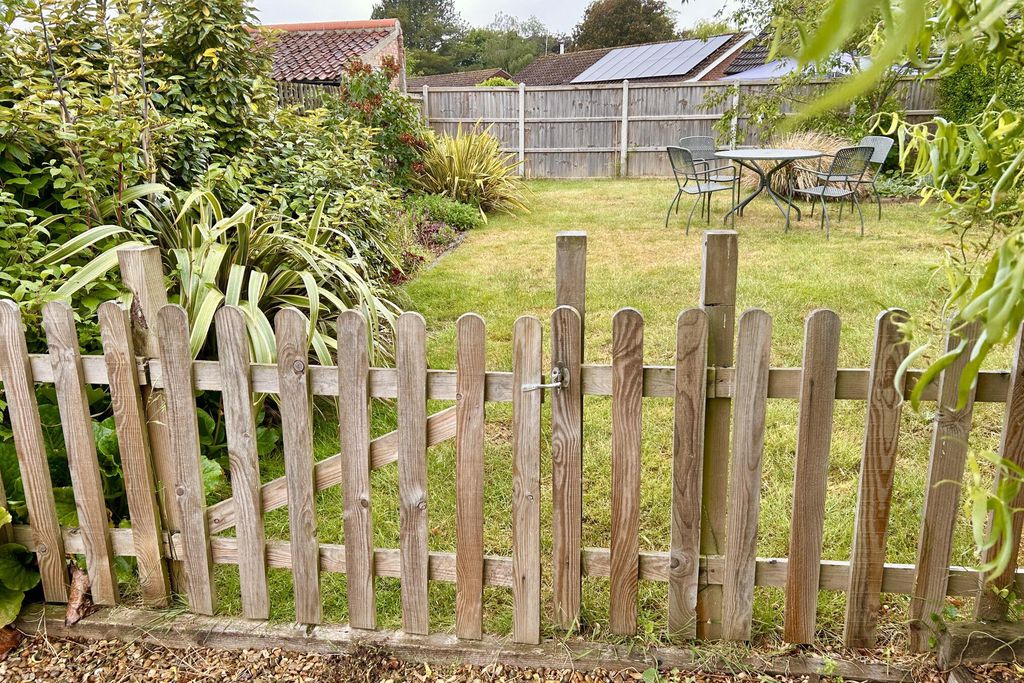 The Beekeeper's Cottage 13 - Gallery