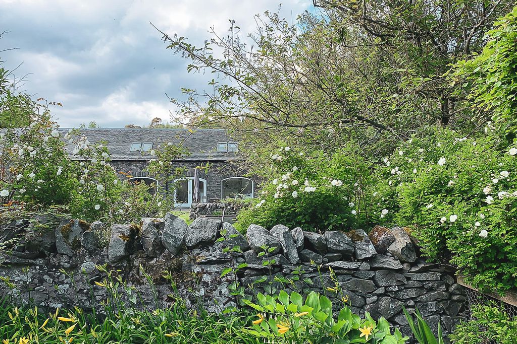 The Pijjery at Easter Knowe 1 - Gallery