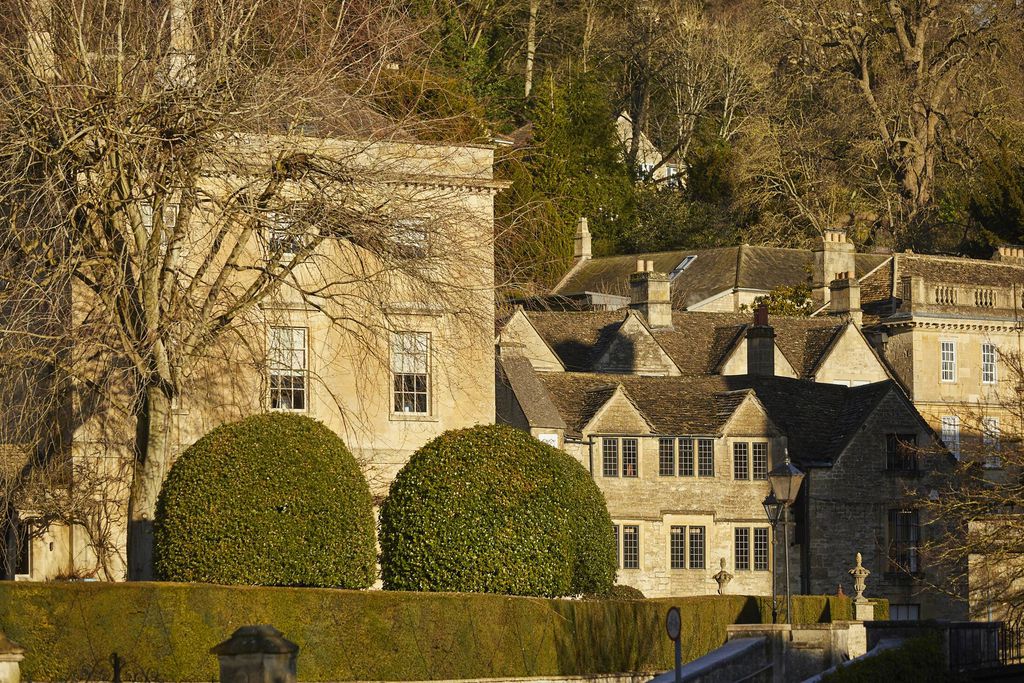 Timbrell's Yard 18 - Gallery
