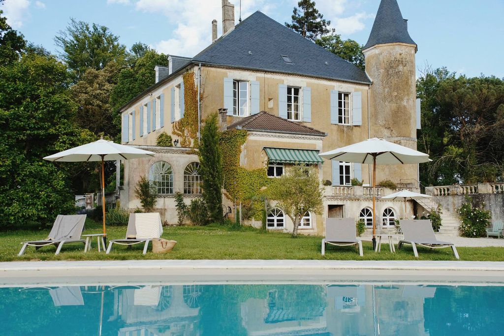 Château de Pomiro 1 - Gallery