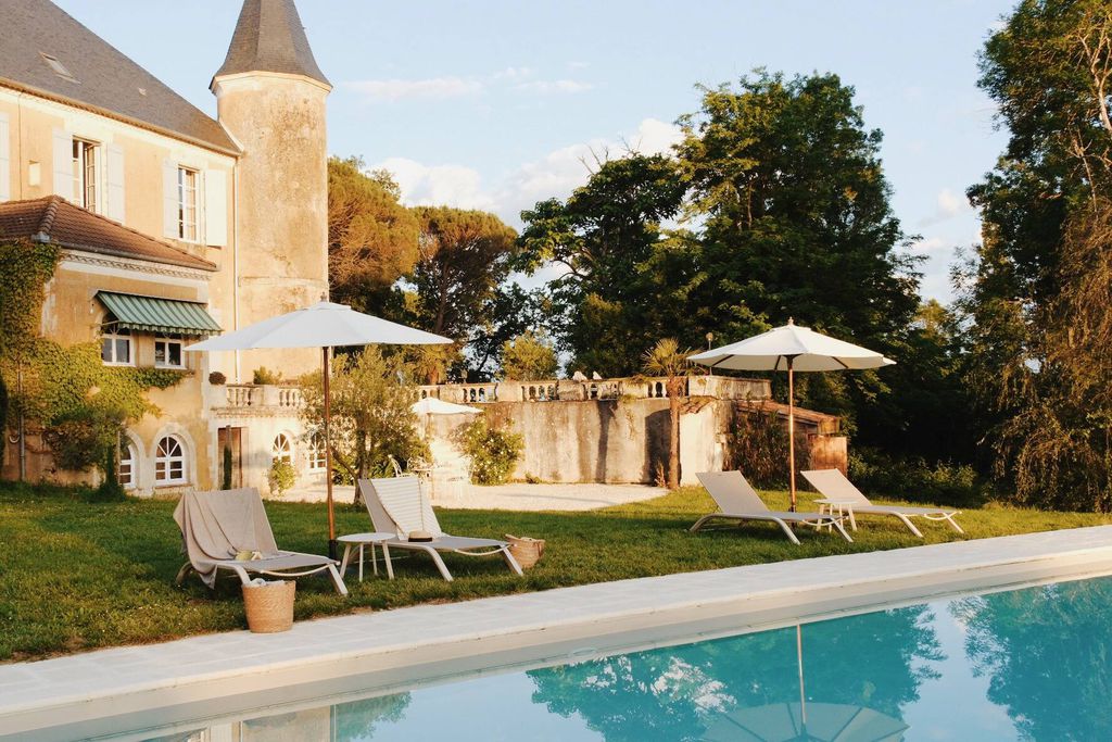 Château de Pomiro 8 - Gallery