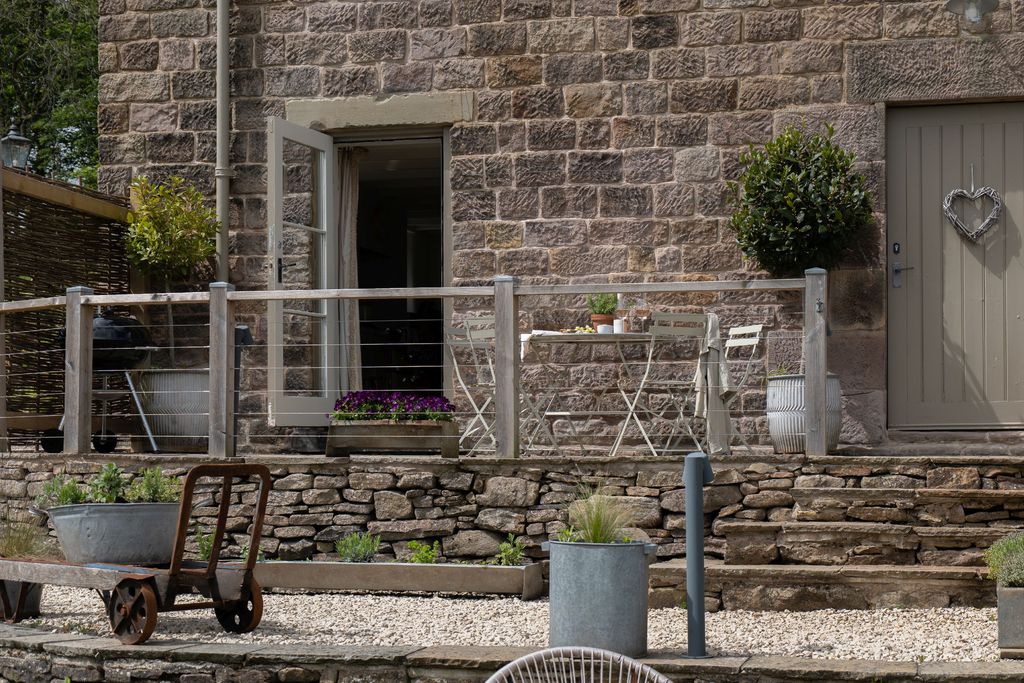 The Old Granary Matlock 10 - Gallery