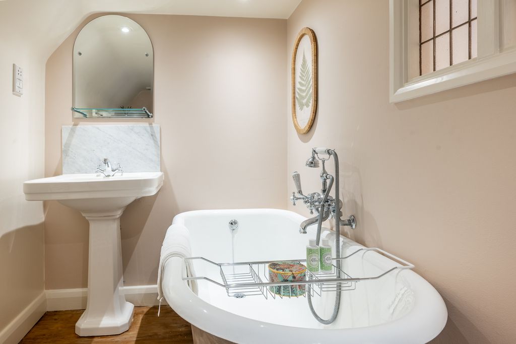 Abbey Grange 14 - Gallery