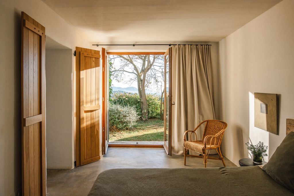 Can Pardalet 7 - Gallery