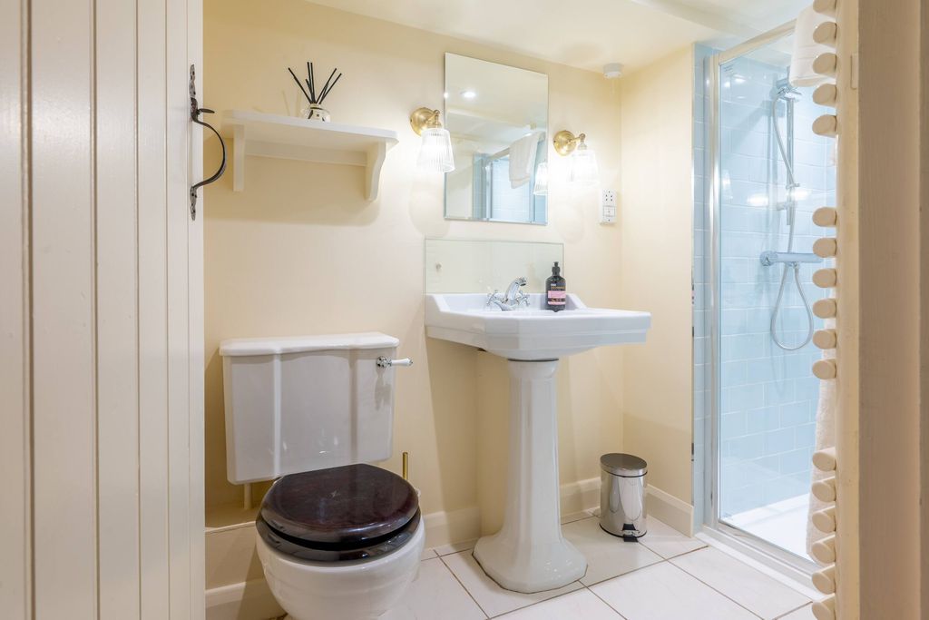 Abbey Grange 13 - Gallery