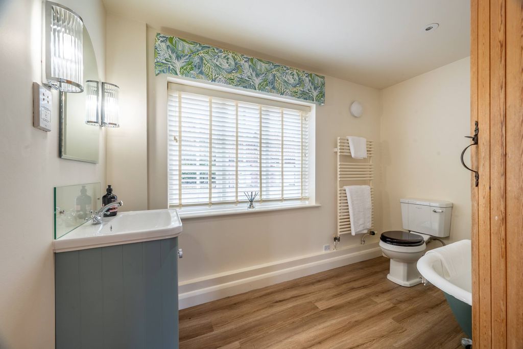 Abbey Grange 17 - Gallery