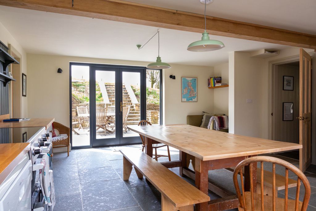 Ridge House 5 - Gallery