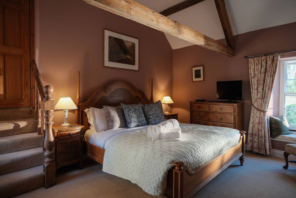 The Cottage at Burnhopeside Hall Estate 4 - Gallery
