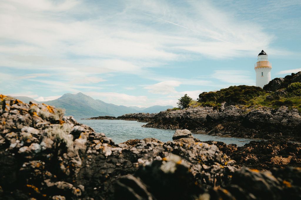Eilean Sionnach Lighthouse Cottage 6 - Gallery