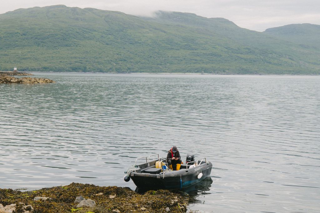 Eilean Sionnach Lighthouse Cottage 7 - Gallery