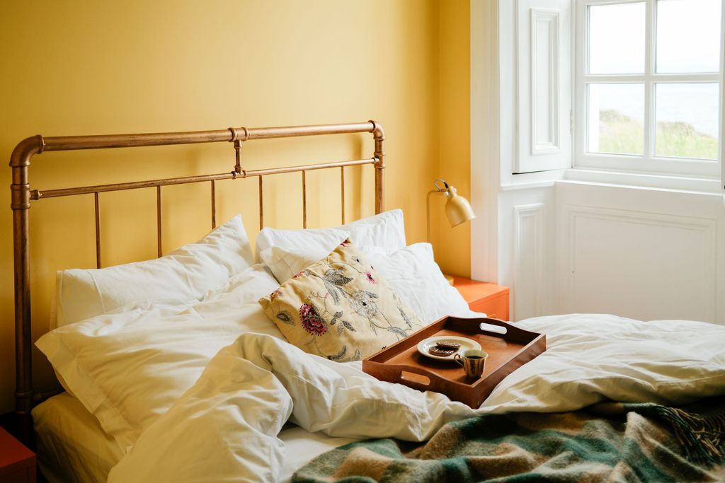 Eilean Sionnach Lighthouse Cottage 13 - Gallery