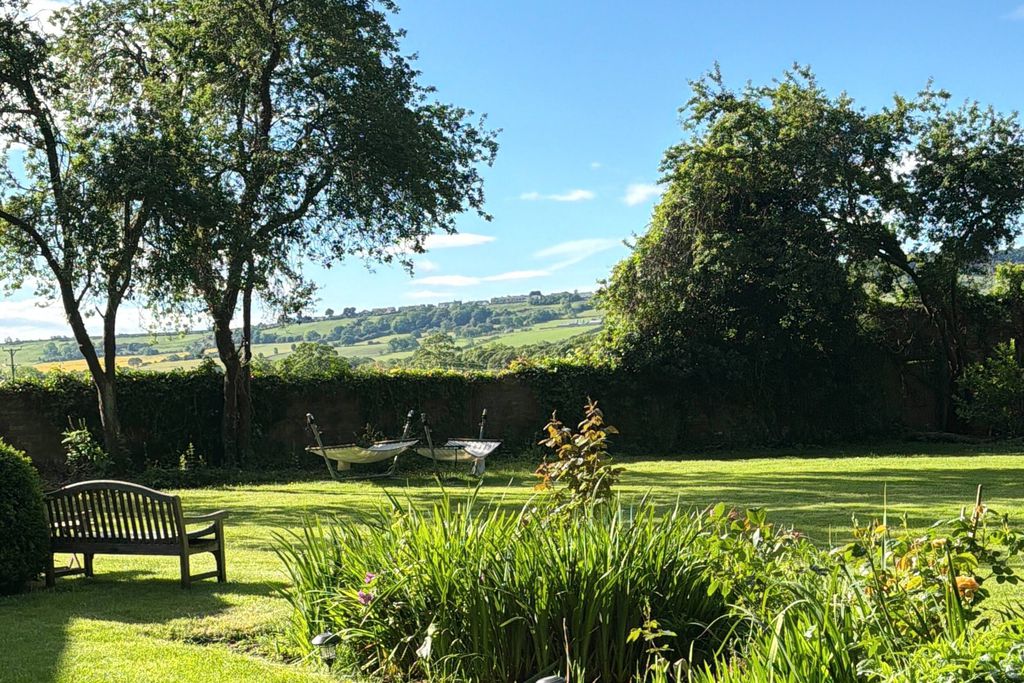 Burnhopeside Hall 17 - Gallery
