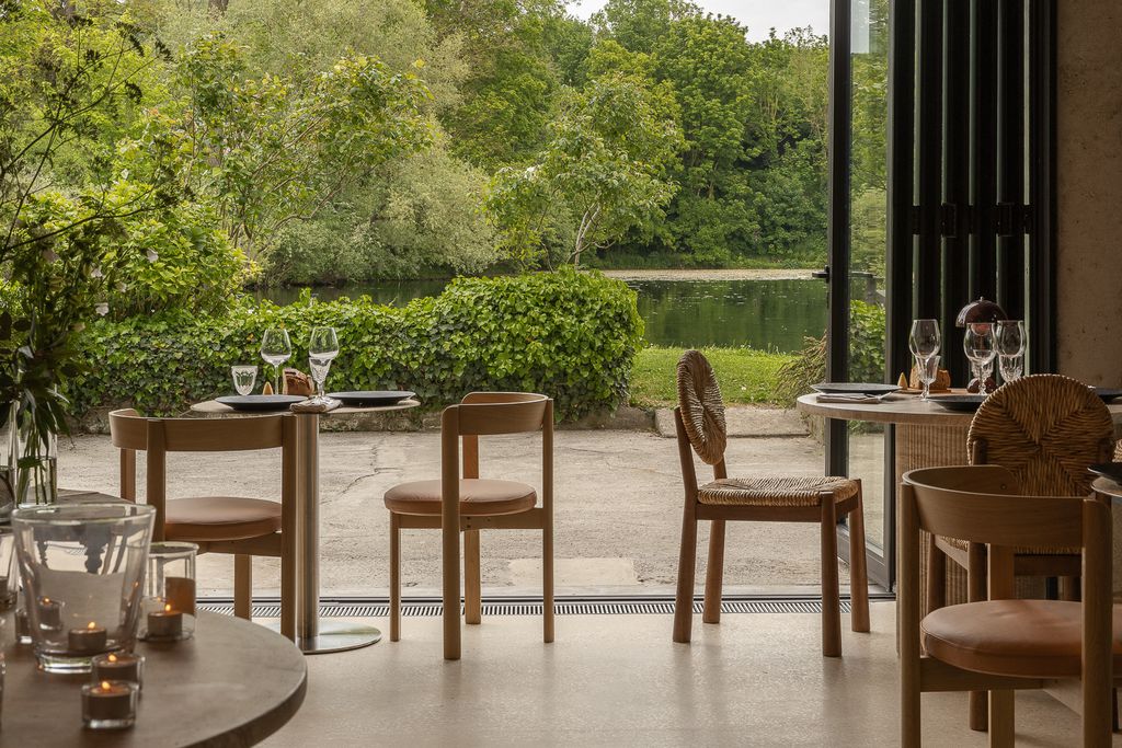 Moulin Moulin 13 - Gallery