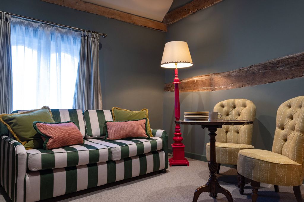 The Coat & Bear 14 - Gallery