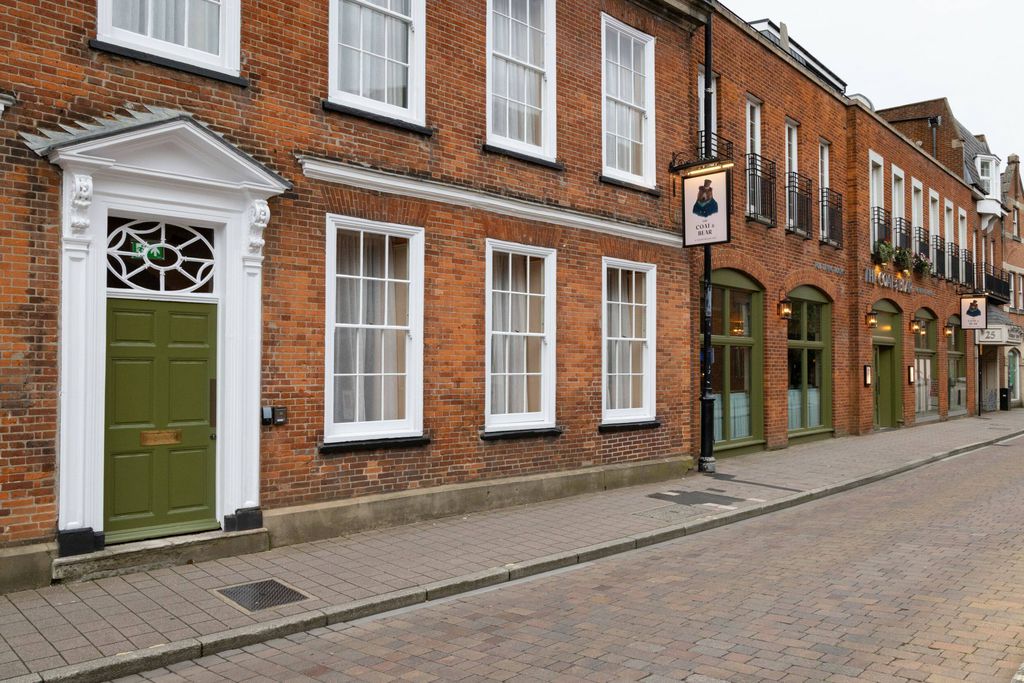 The Coat & Bear 20 - Gallery