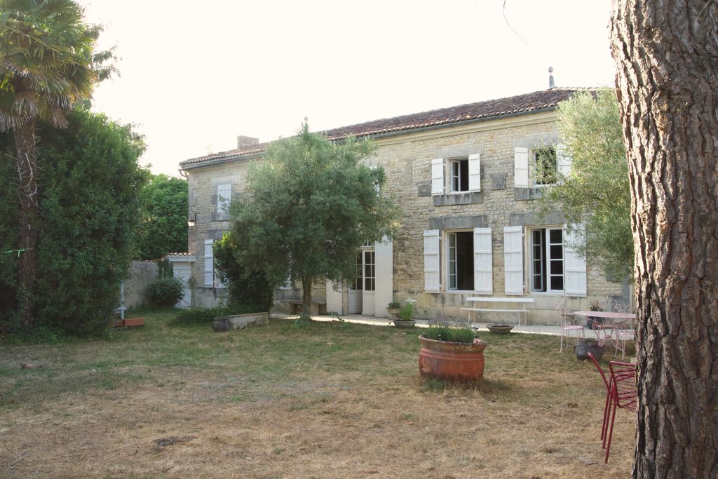 Maison Flora 11 - Gallery