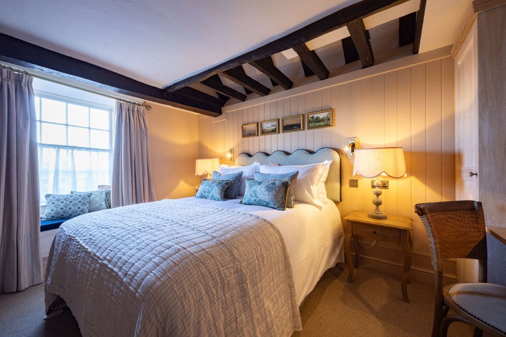 The White Hart 4 - Gallery