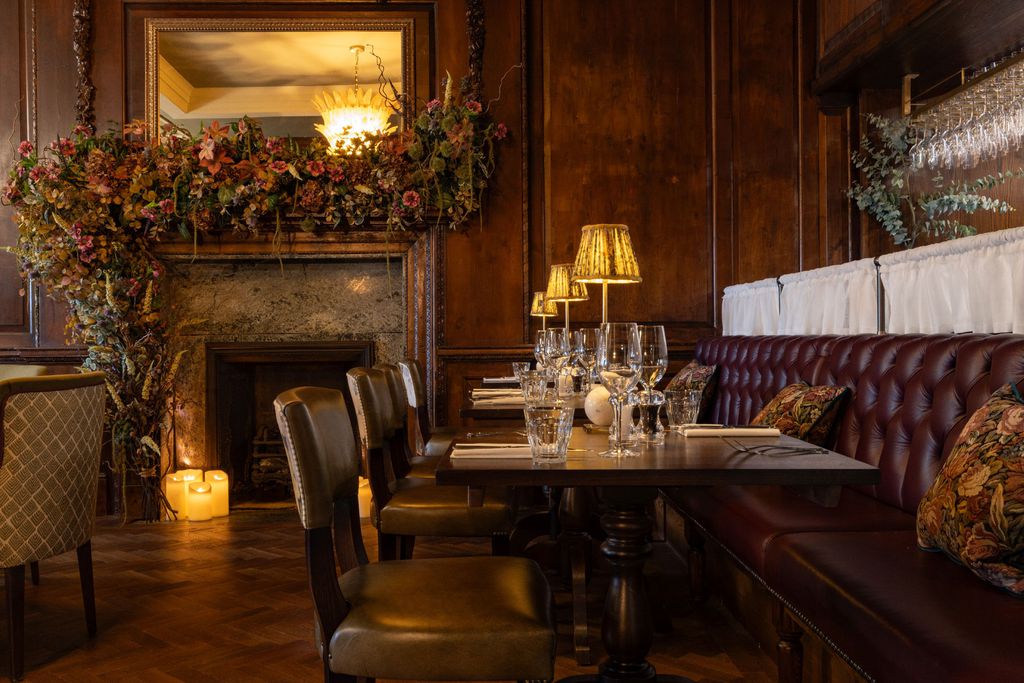 The White Hart 14 - Gallery